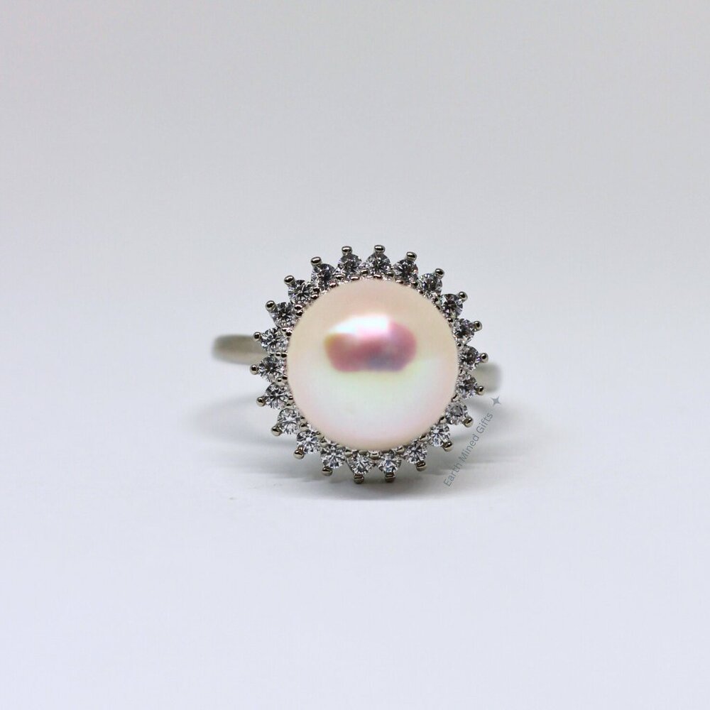 Edison Pearl Ring with Pink Overtone